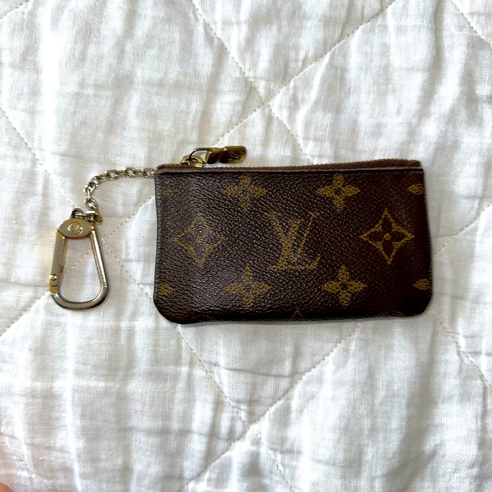 Authentic Louis Vuitton Key Pouch Cle